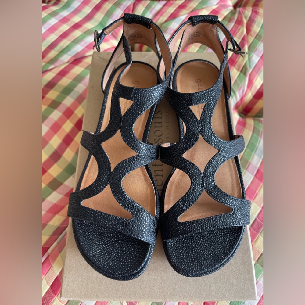 Gentle souls sandals
